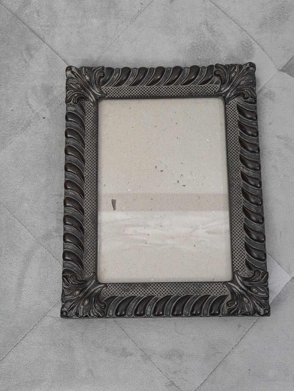 Old Market Vintage Style Ornate Decorative Picture Frame in Antique Bronze 5 x 7